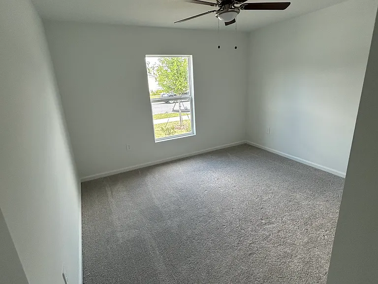1371 Blue Ash Ln — Photo 29