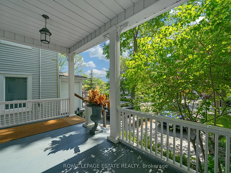 101 Silver Birch Ave — Photo 5