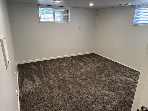 4th image of 285 W 920 S #B