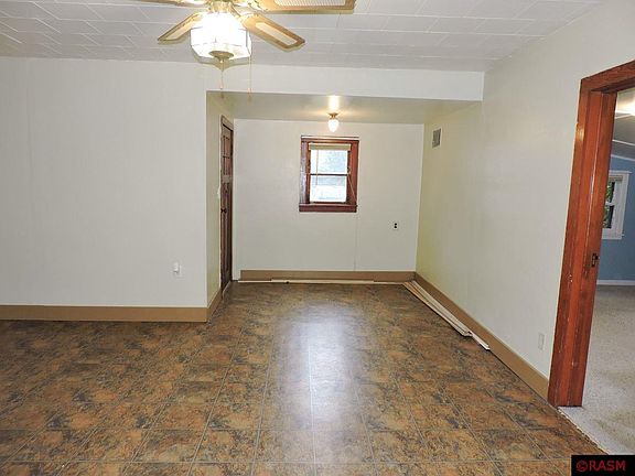 4th image of 607 N Teal St