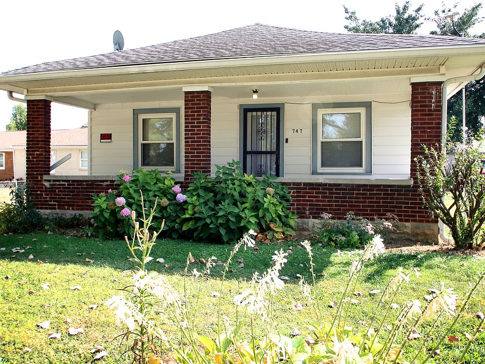 1st image of 747 Sparrow Ave