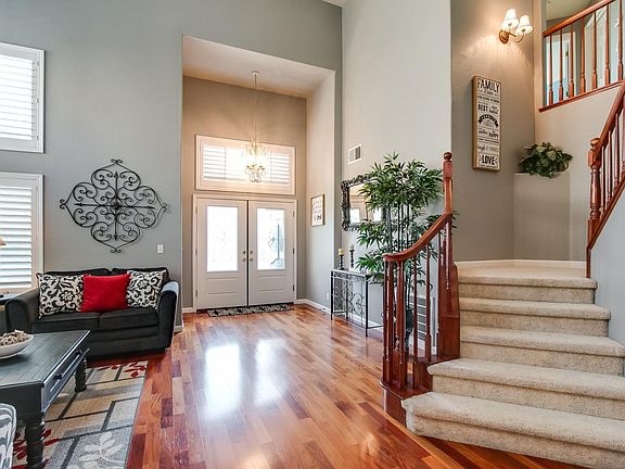 3rd image of 6607 River Mesa Dr