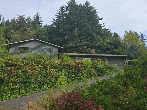 1925 SE Maple Dr, Chehalis, WA 98532