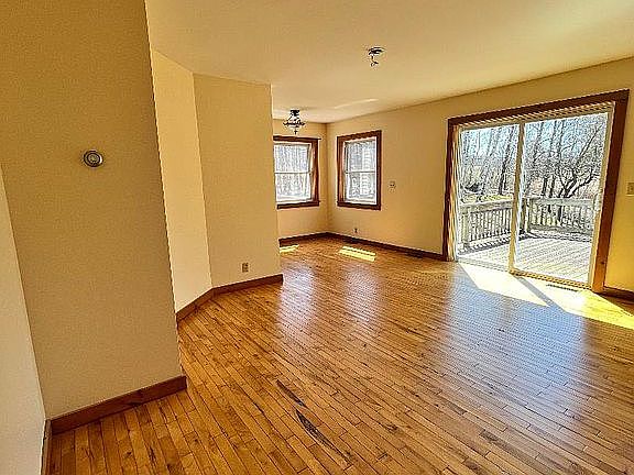 Living Room & Dining Area