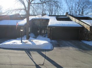 235 N Elm Grove Rd, Brookfield, WI 53005