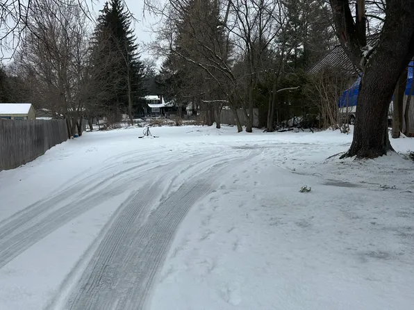 55 Bishop St #2, Saint Albans, VT 05478