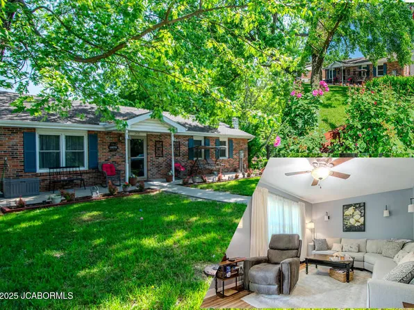 1715 Cedar Ln, Holts Summit, MO 65043