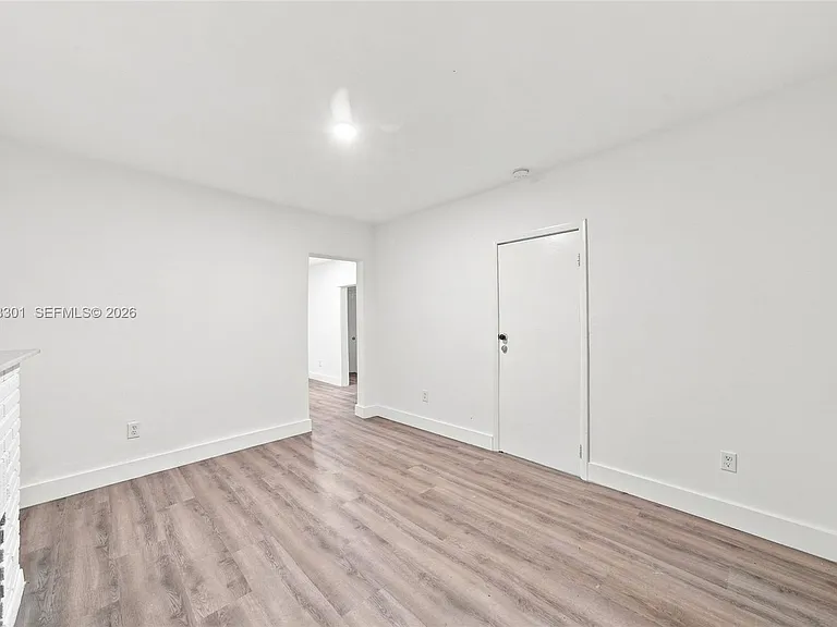 110 NW 9th Ave #1 — Photo 6