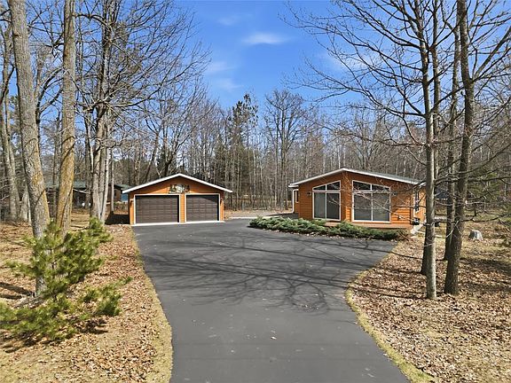 2nd image of 8636N River Road