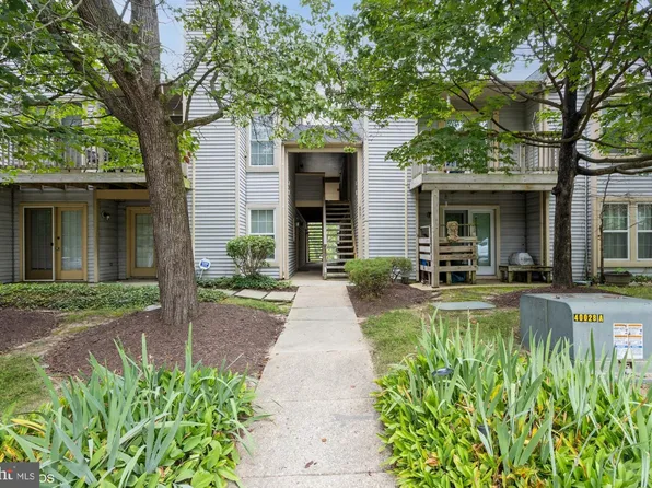 5701 Rowanberry Dr Unit 106, Elkridge, MD 21075