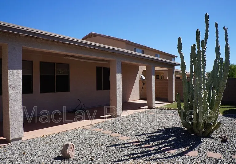 203 W Cedar Dr — Photo 15