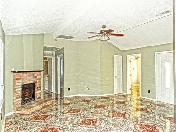 5th image of 7635 Sorbete Dr