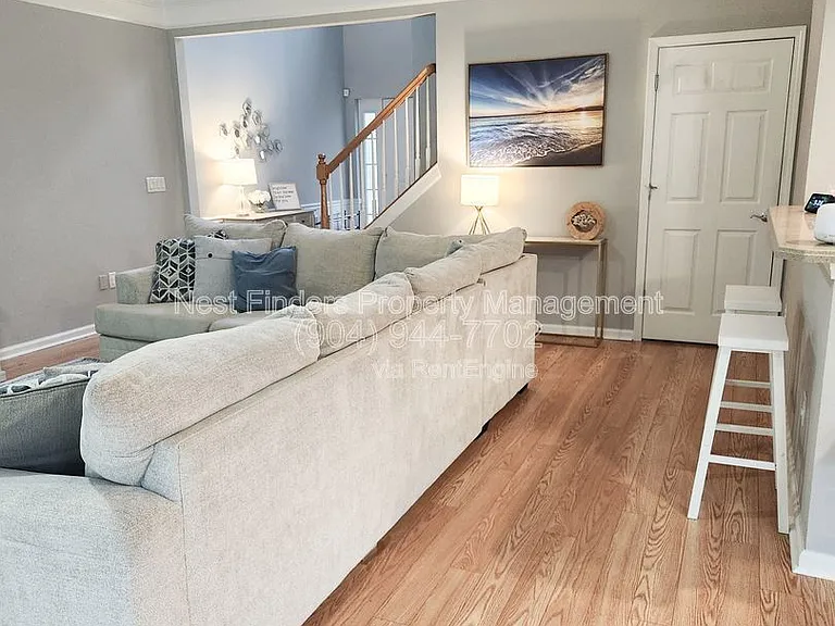 3857 Lionheart Dr — Photo 8