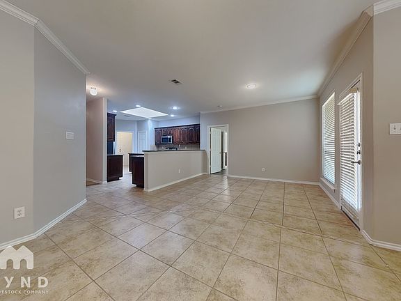 4th image of 10861 Hawks Landing Rd