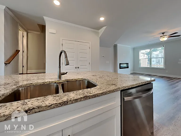 597 Fundao Ln — Photo 12