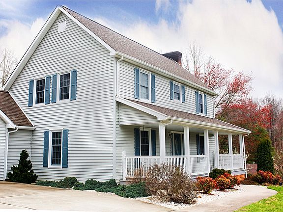 2nd image of 254 Country Club Hills Ln