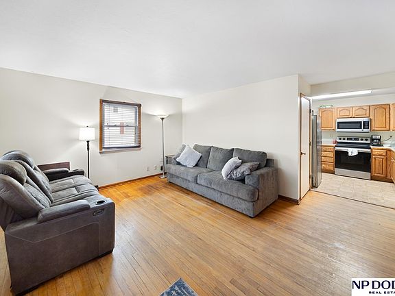 2nd image of 1444 W 11th St