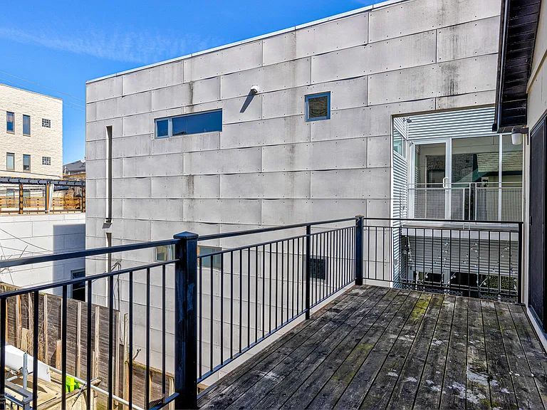 1414 W Superior St #2 — Photo 14