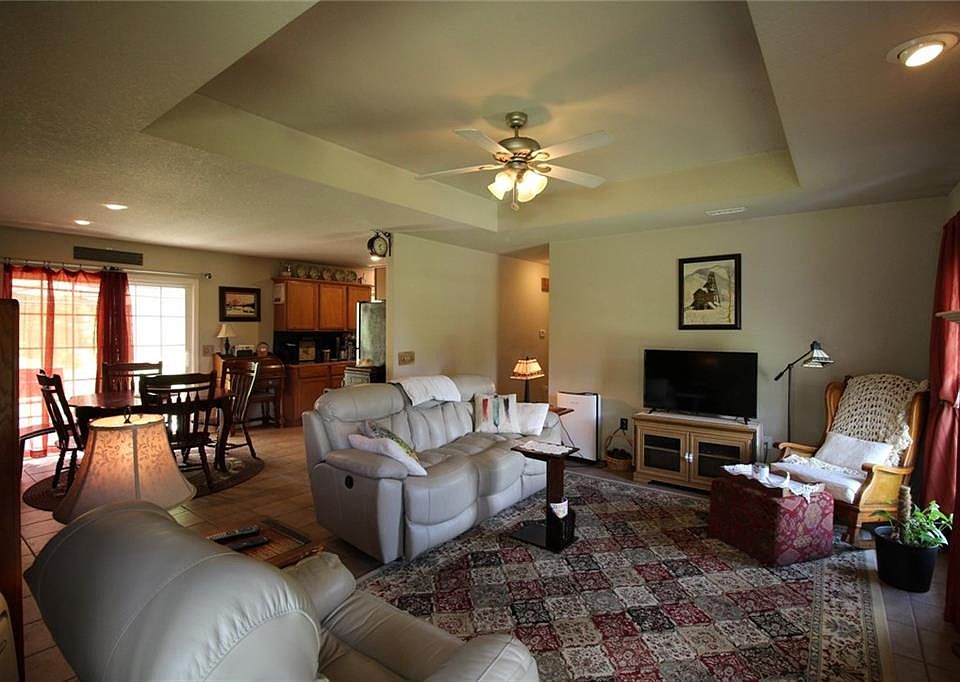 2nd image of 1823 S Hoot Owl Ln