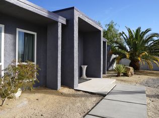 2880 E Valencia Rd, Palm Springs, CA 92262