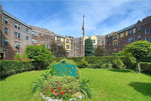 Sold by Exclusive Properties Sotheby's International Realty | media 20