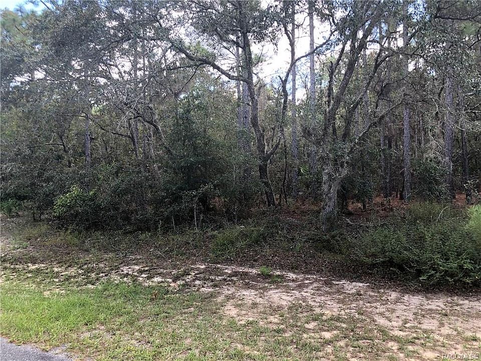 2nd image of 966 W Anderson Ln