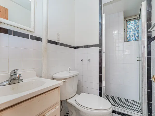 2321 East 24th Street image 25 of 29