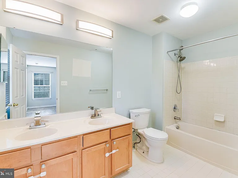 7742 Valley Oak Dr #91 — Photo 18