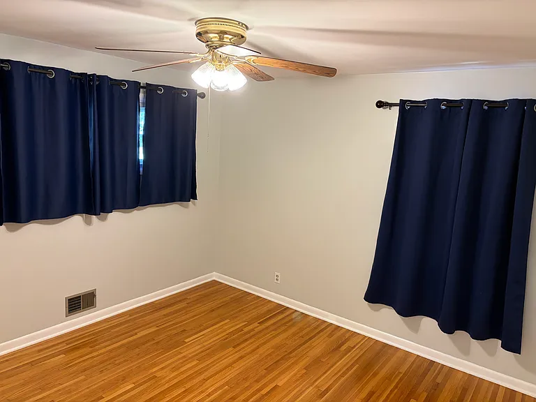 5929 Cullen Dr — Photo 22