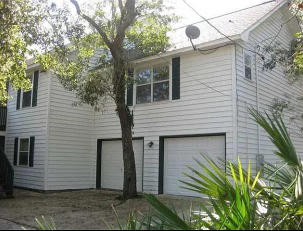5 bed, 4356 sqft, $3,495 — Photo 4