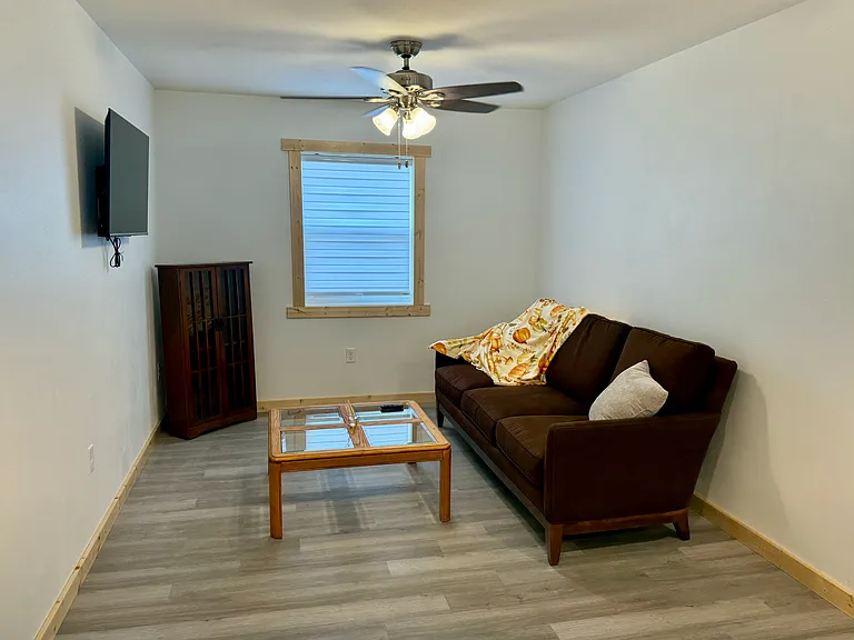 117 Oak Dr — Photo 4