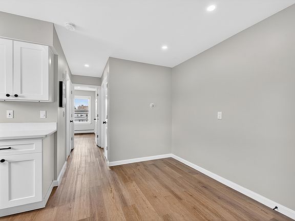 5th image of 52 Naples Ave APT 5
