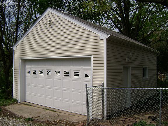 2nd image of 4319 Kenwood Ave