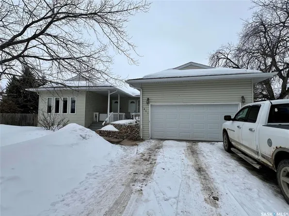 401 2nd STREET NW, Goodsoil, SK S0M 1A0