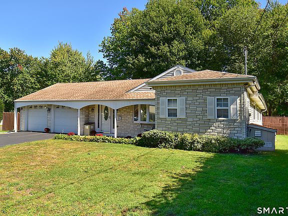 3rd image of 49 Green Manor Avenue