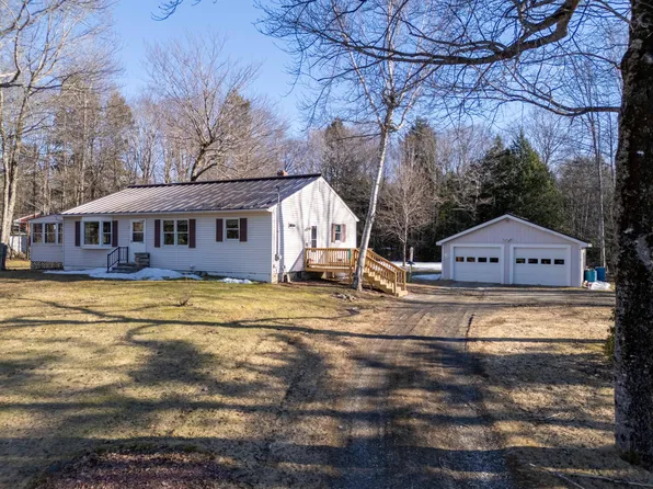 2694 N Belfast Avenue, Augusta, ME 04330