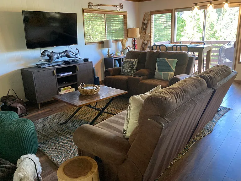 676 Grass Valley Rd — Photo 14