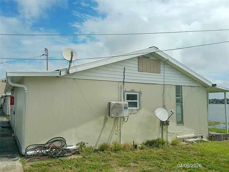 1111 Cypress Gardens Blvd SE #12 — Photo 14