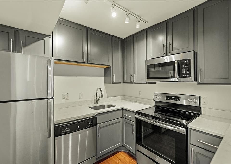 1st image of 3201 Saint Charles Ave
