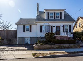 653 Dartmouth St, Dartmouth, MA 02748