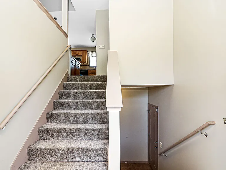 2505 Sawmill Rd — Photo 5