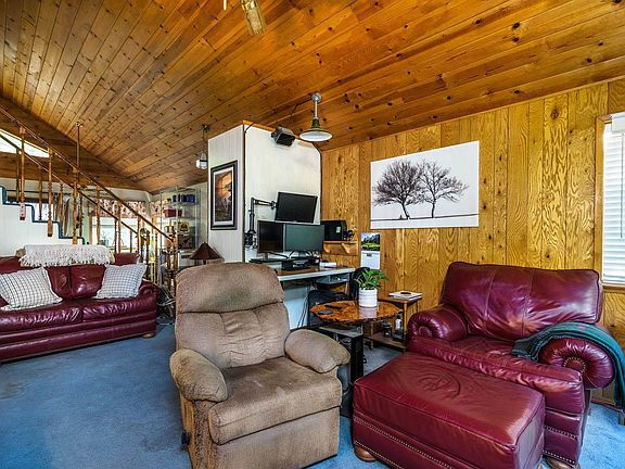 5th image of 22797 Highland Dr