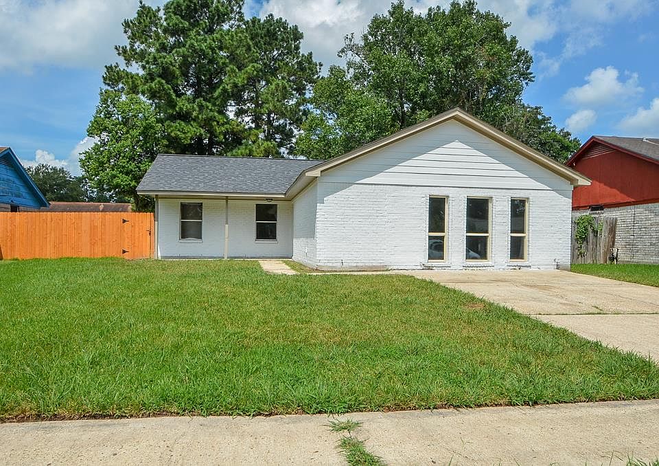 1st image of 8623 Valley South Dr