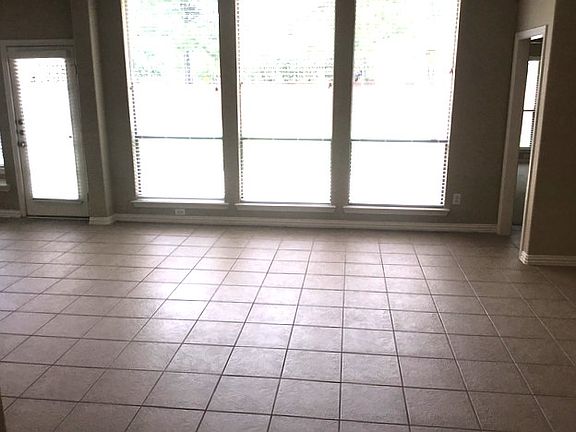5th image of 4427 Wellington Grove Ln