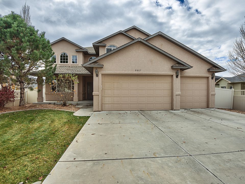 1st image of 2667 Amber Spring Way