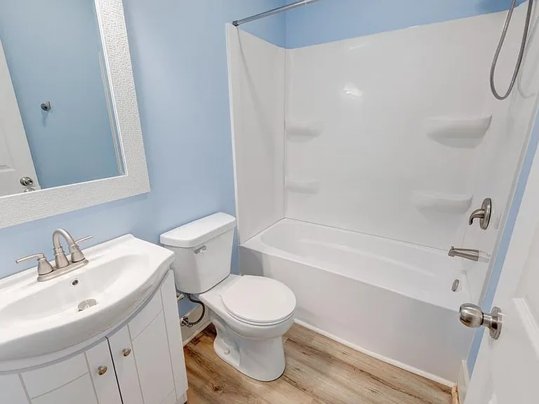 1308 E Taylor St — Photo 11