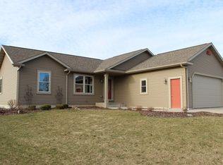 709 Eastside Cir, Marshfield, WI 54449