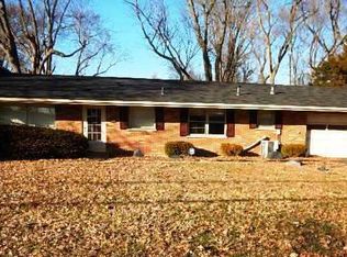 3925 Parker Rd, Florissant, MO 63033