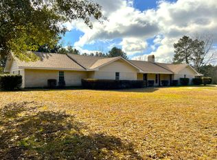 125 J M Burge Rd, Hattiesburg, MS 39402
