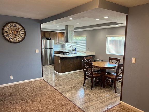 4th image of 111 Santa Rosa Pl